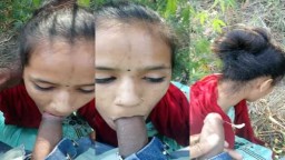 Young Tamil girlfriend Sucking Big BF Dick in jungal and Cum out