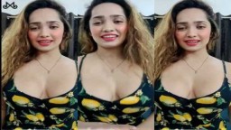 Aditi Mistry Sexy Ceavage Show in Hot Sexy Dress