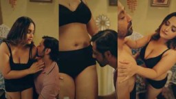 Aliya Naaz Hot Cleavage Show in Black Bra Romantic Hot Sex With Hubby