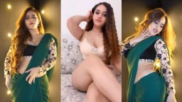 influencer Prajakta Dusane Semi Nude Sexy Live Video