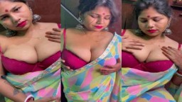 Pooja Sharma Teasing in Bra and Saree App Content